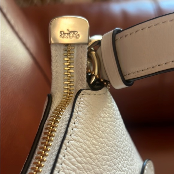 Coach White Crossbody Bag - Picture 7 of 17